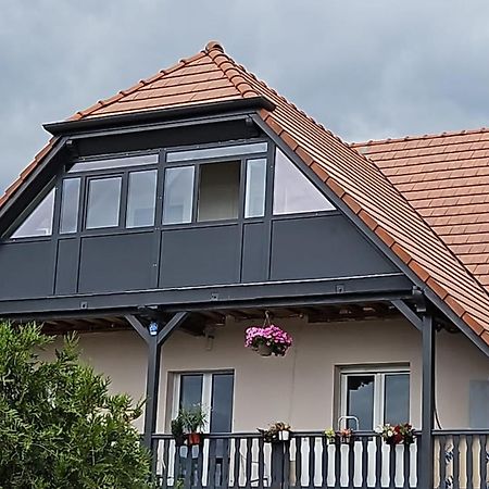 Appartement Les Cigognes De Andolsheim Extérieur photo